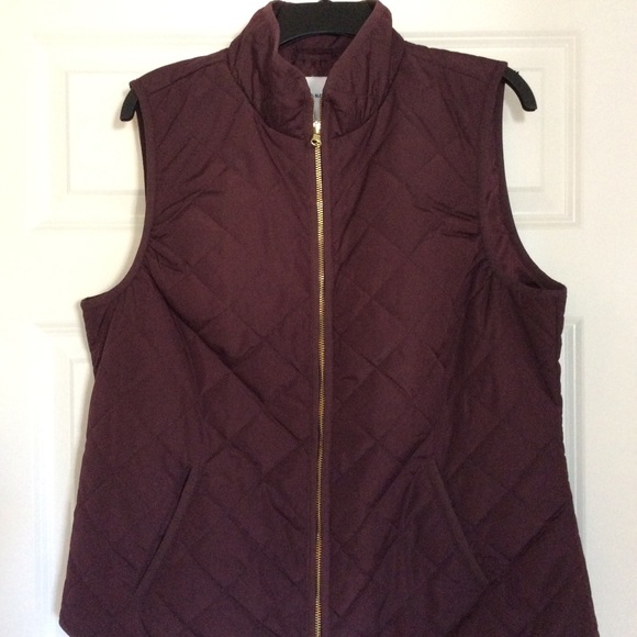 Old Navy Jackets & Blazers - 🌸Lightweight Diamond Quilted Vest🌸
